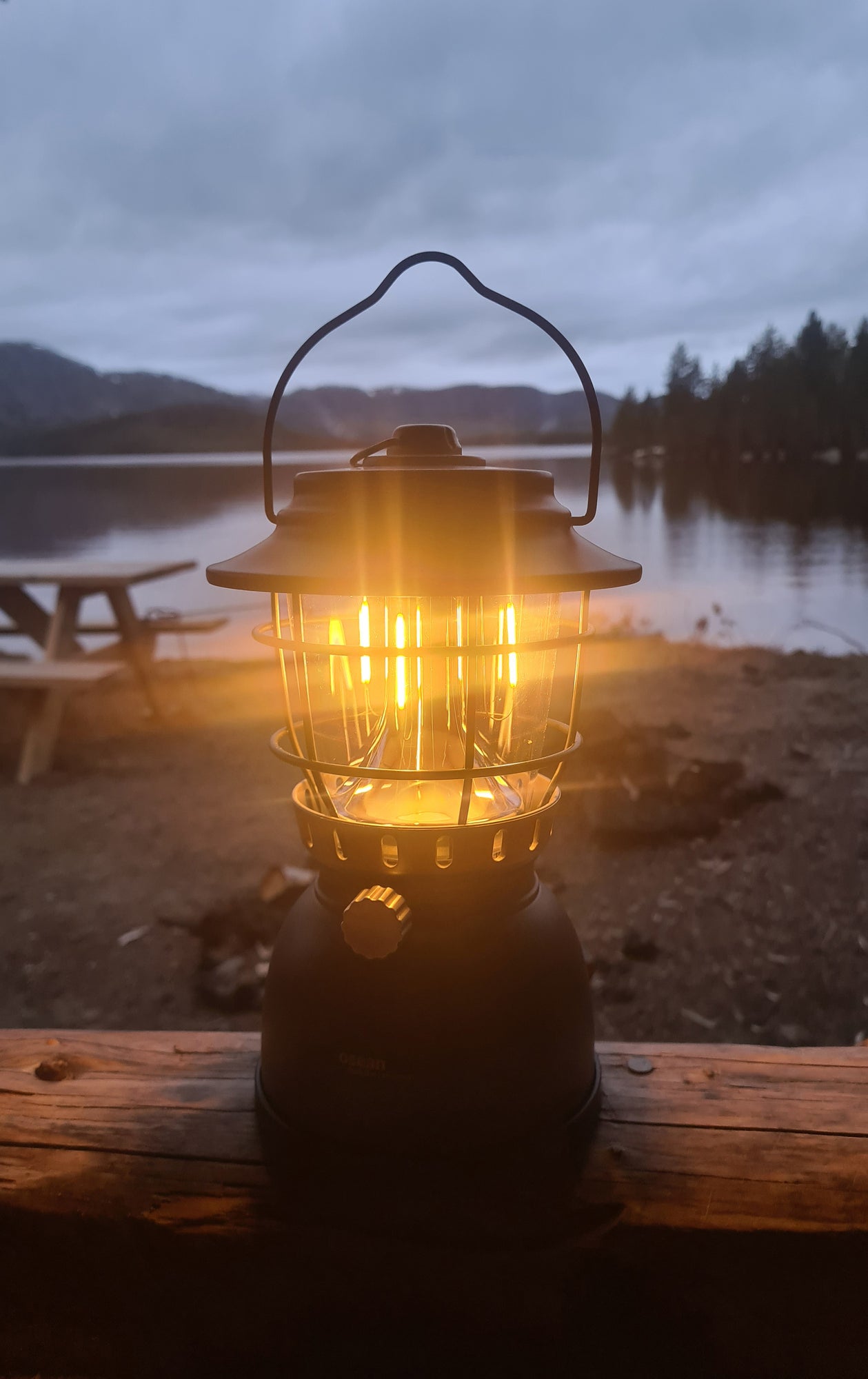 Osean Campinglykt med Powerbank – 500 Lumen – 2 fargar LED – Oppladbar