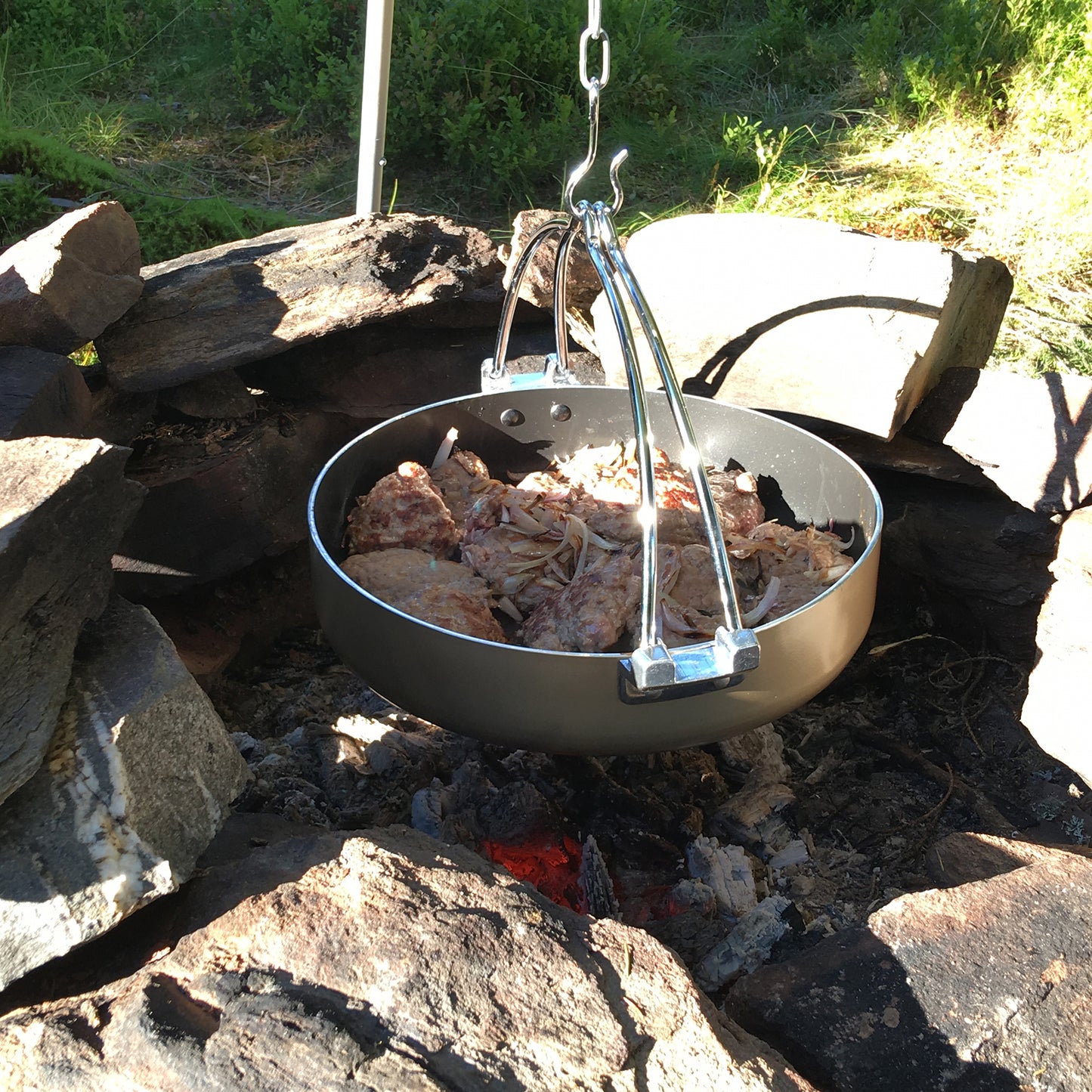 Eagle Hot Pan – Turstekepanne i Aluminium 26 cm med Lokk