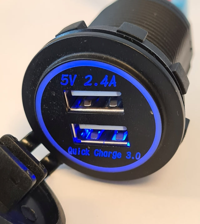 Osean USB Uttak - QC3.0 og 2,4A - 12/24V - Bil Båt Caravan