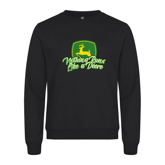 Nothing Runs Like a Deere - Genser Sort Foran
